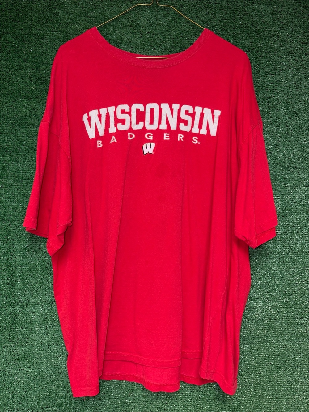 Wisconsin Badgers  Vintage Y2K Red Shirt XXL OVB tag